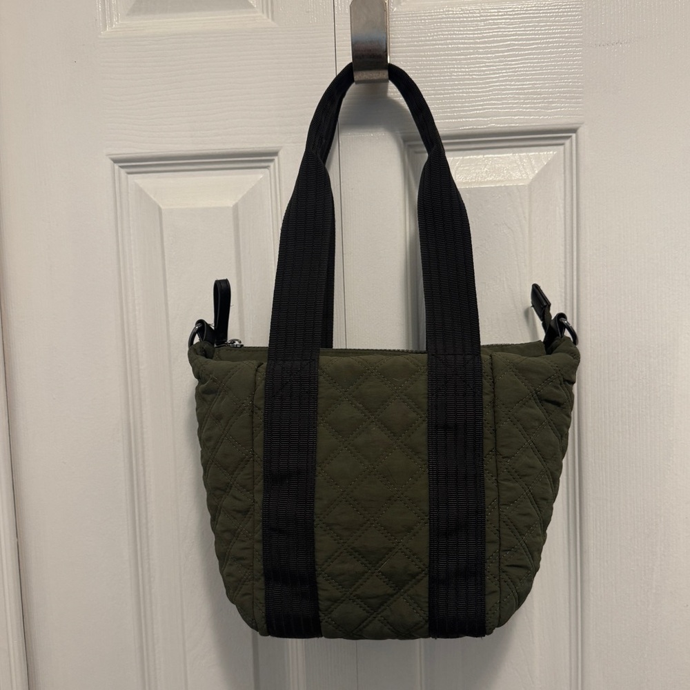 Isaac Mizrahi Quilted Crossbody Tote Bag